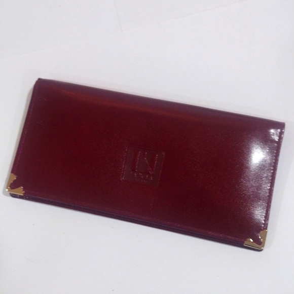 Laviola Milano Burgundy Bi-Fold Long Wallet – Elegant Women's Fashion Accessory - Picture 4 of 13